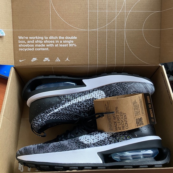 New with tags and box NIKE
Air Max Racer leather-trimmed Flyknit sneakers - Picture 6 of 11